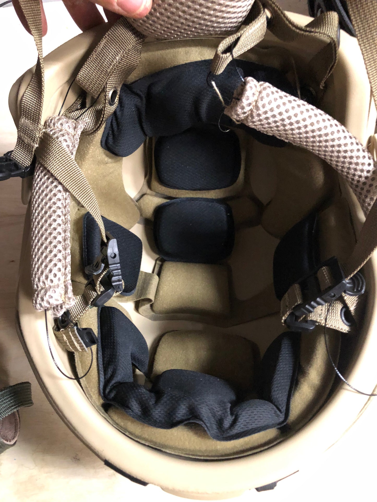 Ballistic Helmet RT2 High Cut Helmet: Tested to LEVEL IIIA (Included Arc Rails, Padding, Straps)